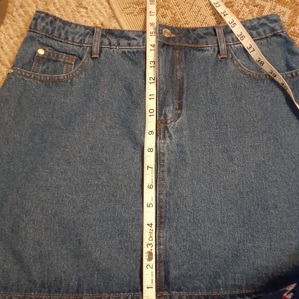 Missguided Blue Denim A-Line Miniskirt SZ 8 - Picture 10 of 10